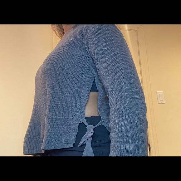 GARAGE SWEATER WITH OPENING - Picture 2 of 3